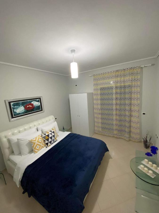Orfeas Central Apartment Fier Dış mekan fotoğraf