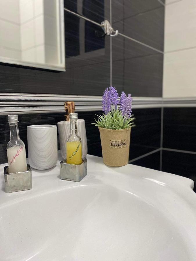 Orfeas Central Apartment Fier Dış mekan fotoğraf