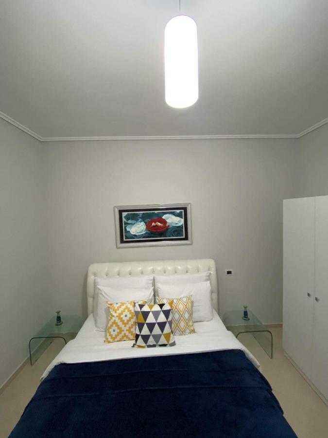 Orfeas Central Apartment Fier Dış mekan fotoğraf